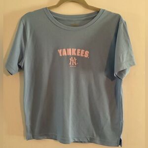 Russell Athletics New York Yankees top